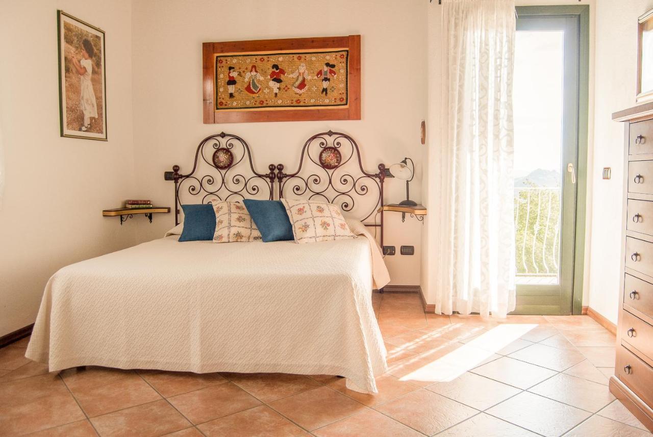 Villa Aurora Olbia Exterior photo